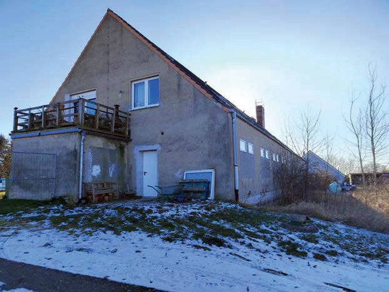 Foto 1 von 39 — Gewerbeobjekt mit Wohnung in Bobitz OT Groß Krankow
