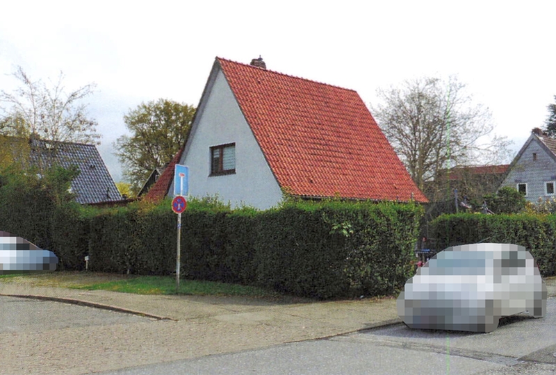 Foto 1 von 4 — Einfamilienhaus mit Garage in Wedel