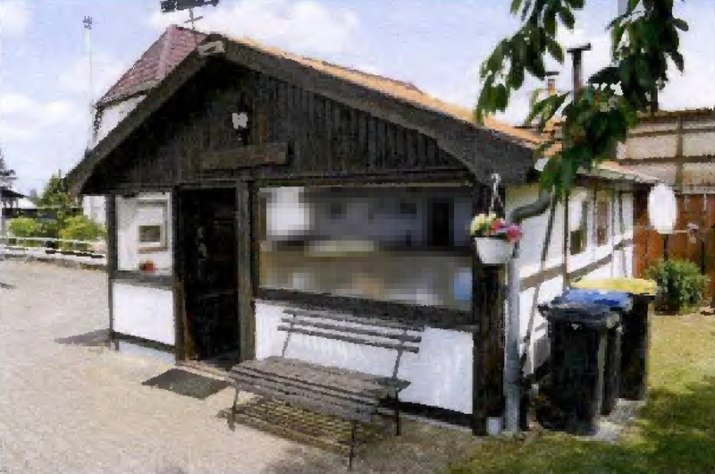 Foto 4 von 17 — Zweifamilienhaus mit mehreren Nebengebäuden in Spornitz