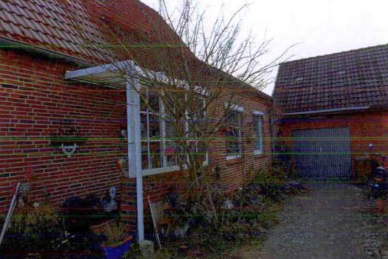 Foto 2 von 9 — Einfamilienhaus mit Garage und Nebengebäude in Kiebitzreihe