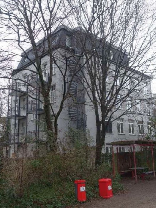 Foto 1 von 59 — Gewerbeflächen und Wohnung in Hamburg-Eimsbüttel