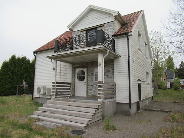 Foto 2 von 18 — Småhusenhet, bebyggd