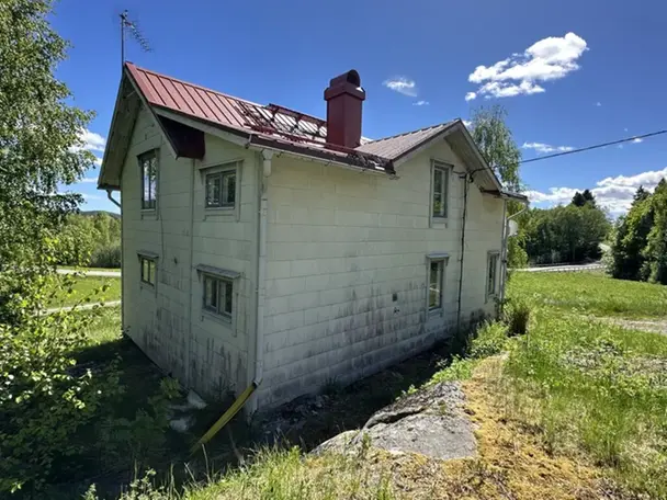 Foto 2 von 21 — Småhusenhet, byggnadsvärde under 50 000 kr
