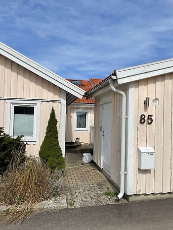 Foto 1 von 2 — Småhusenhet, bebyggd