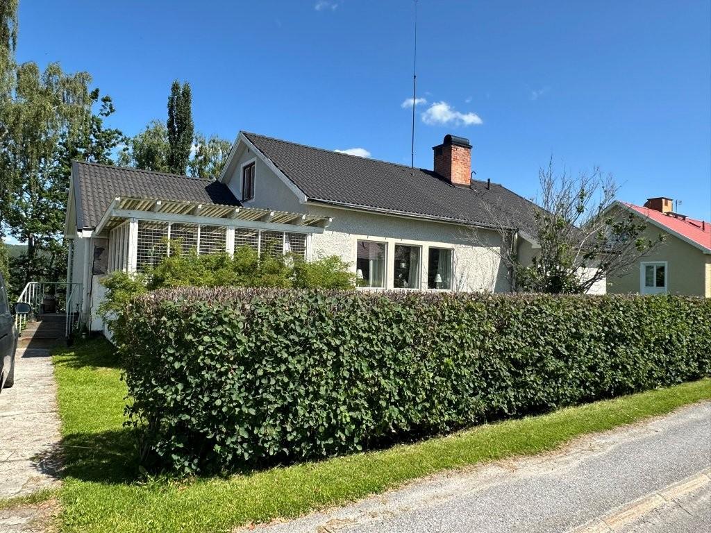 Foto 8 von 15 — Småhusenhet, bostadsbyggnad med lokaler