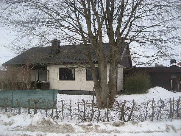 Foto 2 von 8 — Småhusenhet, bebyggd