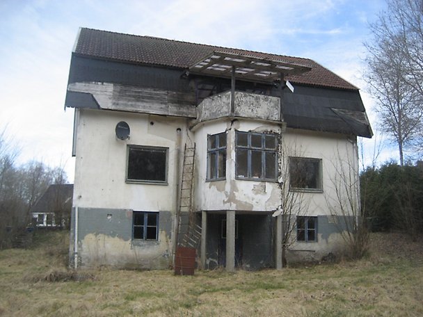 Foto 4 von 8 — Småhusenhet, bebyggd