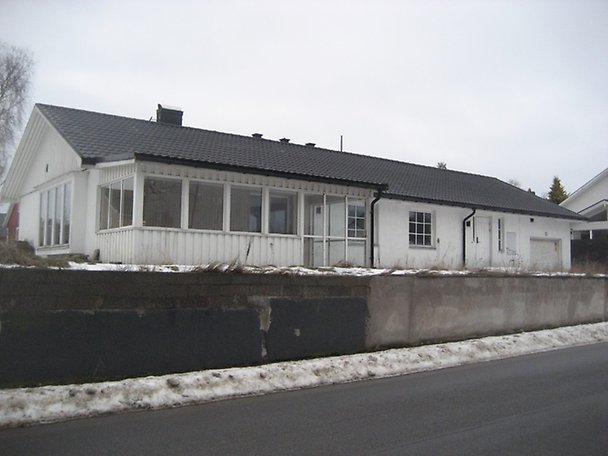 Foto 2 von 7 — Småhusenhet, bebyggd