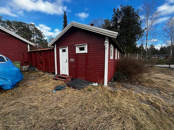 Foto 2 von 3 — Småhusenhet, bebyggd