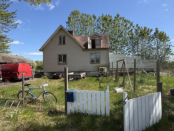 Foto 2 von 7 — Småhusenhet, bebyggd