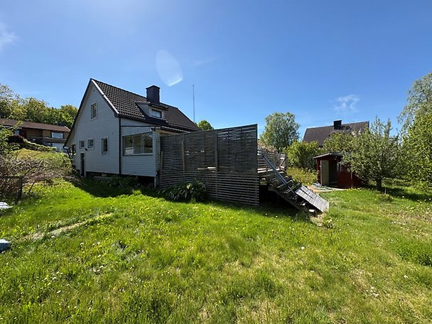 Foto 5 von 7 — Småhusenhet, bebyggd