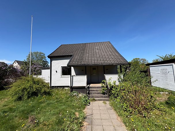 Foto 2 von 7 — Småhusenhet, bebyggd