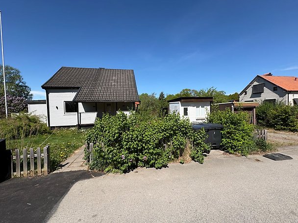 Foto 3 von 7 — Småhusenhet, bebyggd