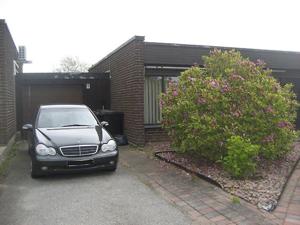 Foto 3 von 7 — Småhusenhet, bebyggd