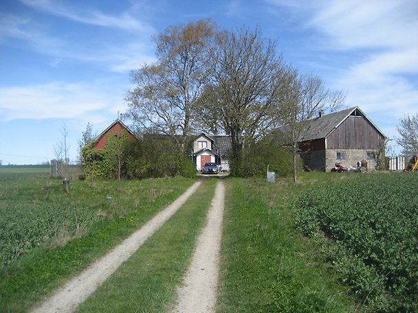 Foto 1 von 9 — Småhusenhet, bebyggd