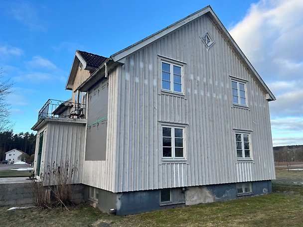 Foto 2 von 3 — Småhusenhet, bebyggd