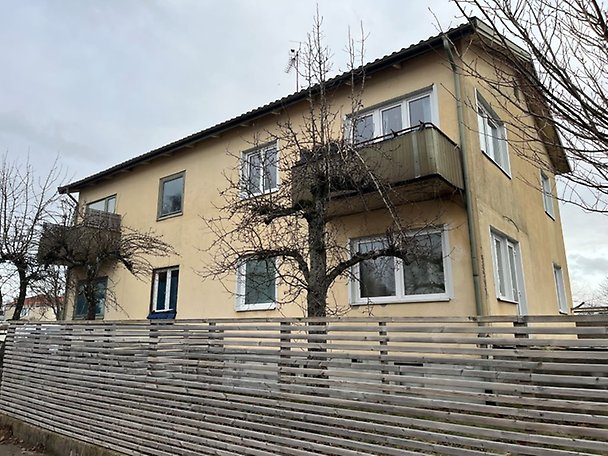 Foto 2 von 4 — Hyreshusenhet, bostäder