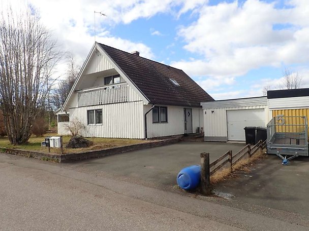 Foto 1 von 20 — Småhusenhet, bebyggd