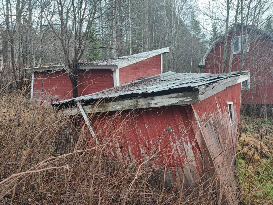 Foto 15 von 19 — Småhusenhet, byggnadsvärde under 50 000 kr