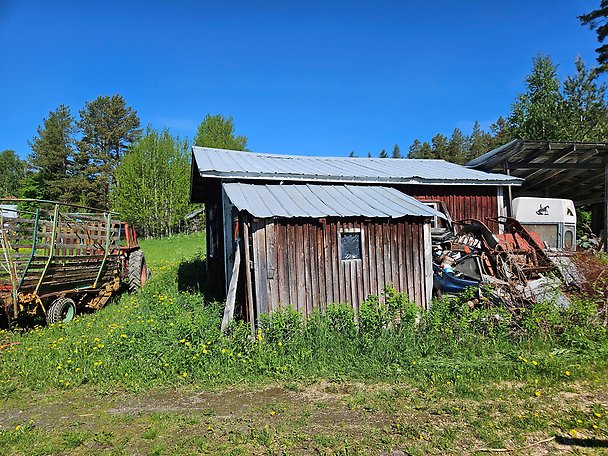 Foto 6 von 7 — Lantbruksenhet, bebyggd