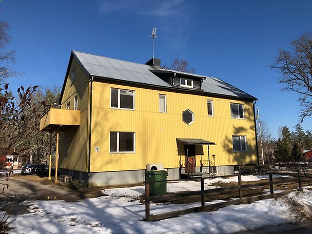 Foto 1 von 6 — Hyreshusenhet, bostäder