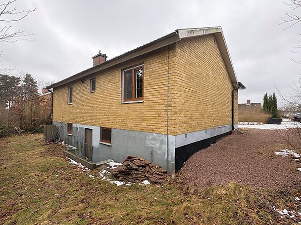 Foto 3 von 6 — Småhusenhet, bebyggd
