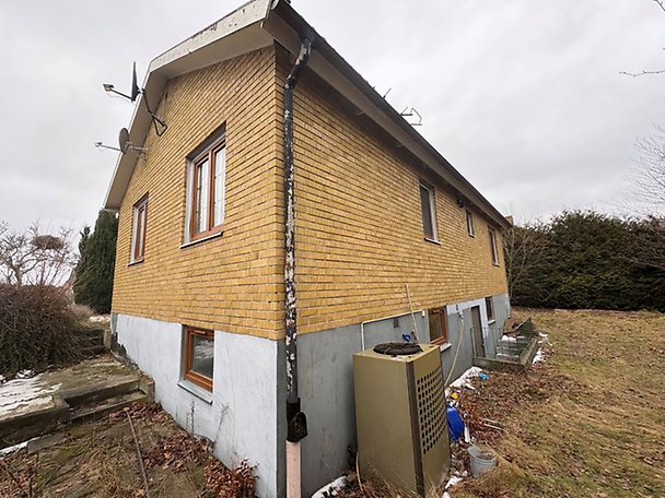 Foto 4 von 6 — Småhusenhet, bebyggd