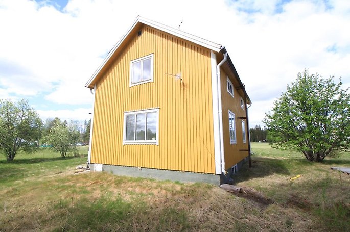 Foto 4 von 8 — Småhusenhet, bebyggd