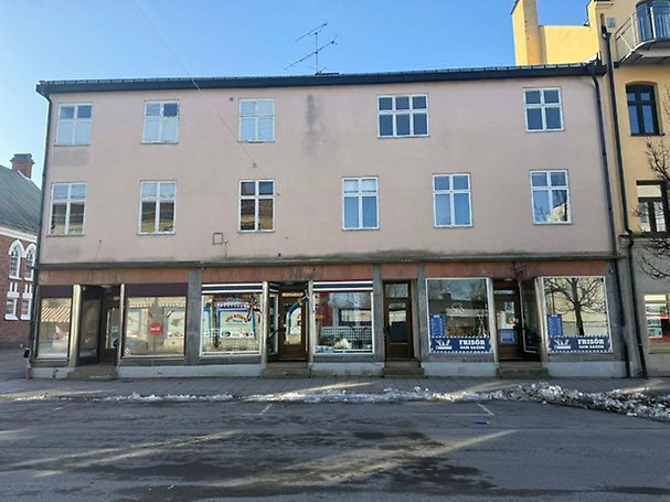 Foto 1 von 15 — Hyreshusenhet, bostäder och lokaler