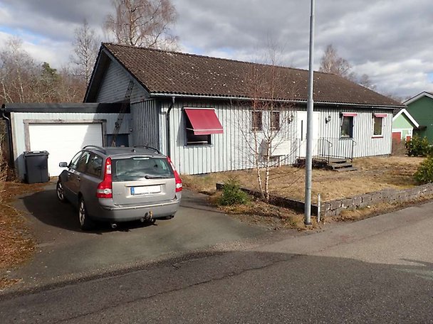 Foto 1 von 4 — Småhusenhet, bebyggd