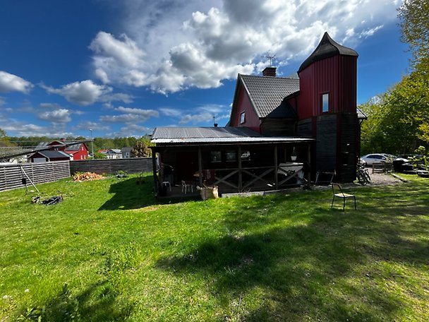 Foto 2 von 5 — Småhusenhet, bebyggd