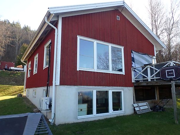 Foto 4 von 9 — Småhusenhet, bebyggd