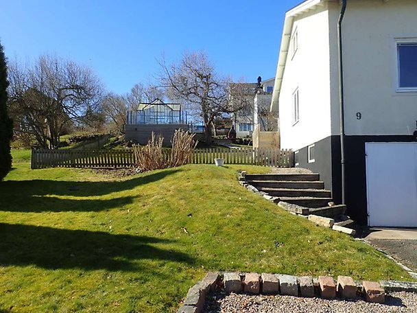 Foto 4 von 11 — Småhusenhet, bebyggd