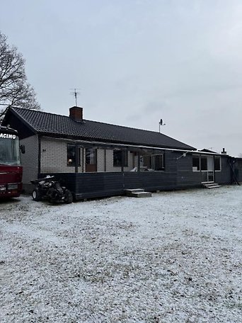 Foto 4 von 8 — Småhusenhet, bebyggd