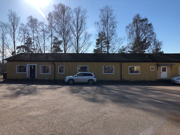Foto 2 von 5 — Industrienhet, upplag eller uppställningsplats