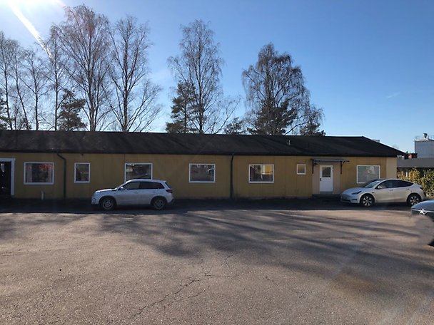 Foto 3 von 5 — Industrienhet, upplag eller uppställningsplats