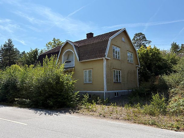 Foto 1 von 6 — Småhusenhet, bebyggd