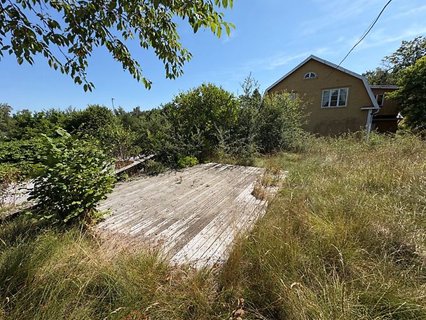 Foto 4 von 6 — Småhusenhet, bebyggd