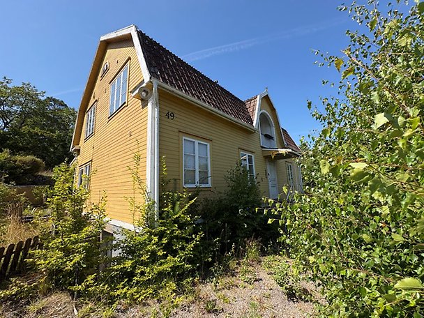 Foto 2 von 6 — Småhusenhet, bebyggd