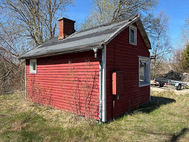 Foto 2 von 5 — Småhusenhet, byggnadsvärde under 50 000 kr