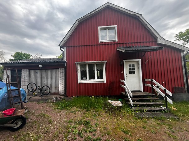 Foto 2 von 3 — Småhusenhet, bebyggd