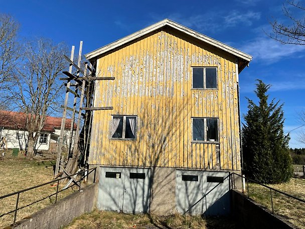 Foto 4 von 6 — Småhusenhet, bebyggd