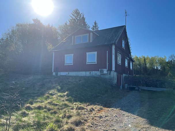 Foto 2 von 5 — Småhusenhet, bebyggd