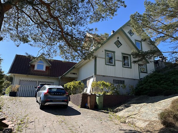 Foto 1 von 4 — Småhusenhet, bebyggd