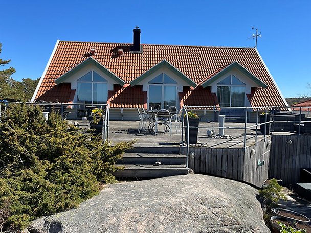 Foto 3 von 4 — Småhusenhet, bebyggd
