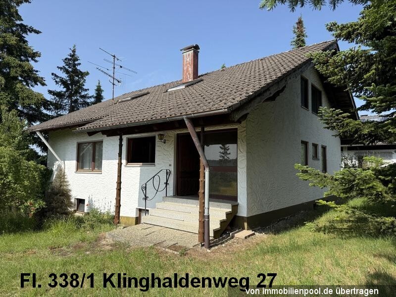 Foto 1 von 4 — Einfamilienhaus, Wohn-und Ökonomiegebäude, Gartenland und Ackerland