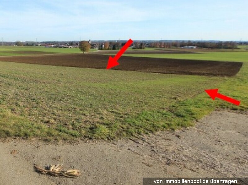 Foto 2 von 2 — Ackerland
