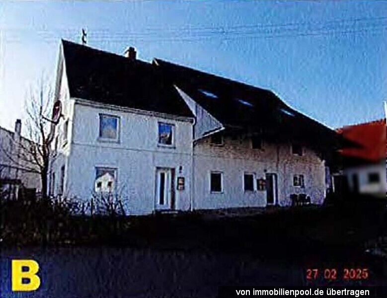 Foto 1 von 3 — Mehrfamilienhaus mit Garage