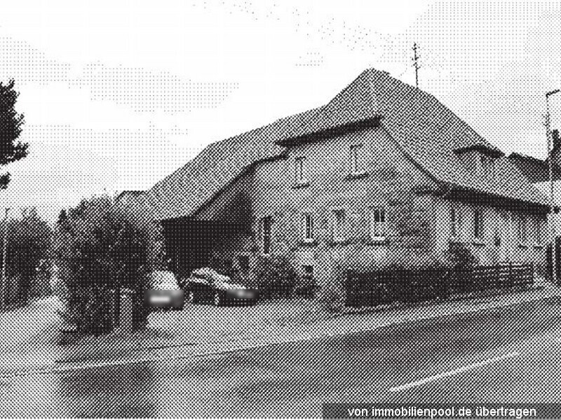 Foto 3 von 4 — Einfamilienhaus mit abrissreifer Scheune/Stall