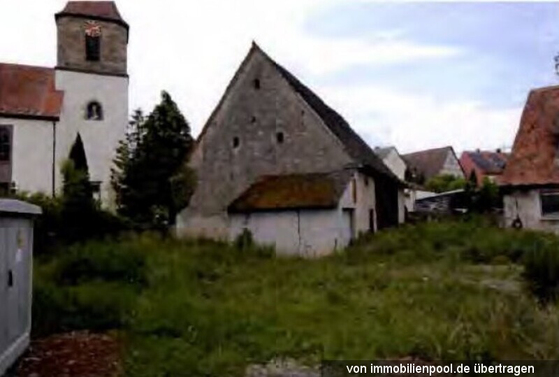 Foto 3 von 5 — Wohnhaus mit Scheune